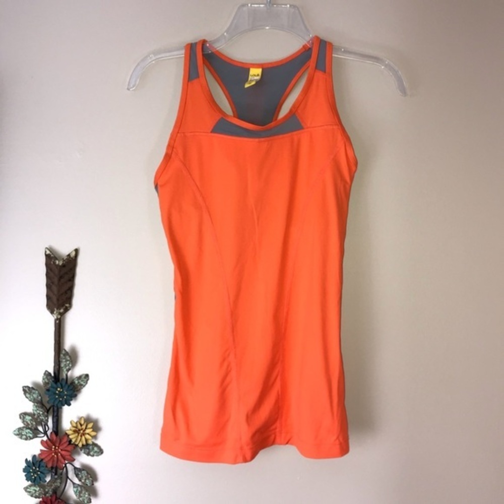 Lolë Racerback Workout Tank w Shelf Bra Sz XS EUC